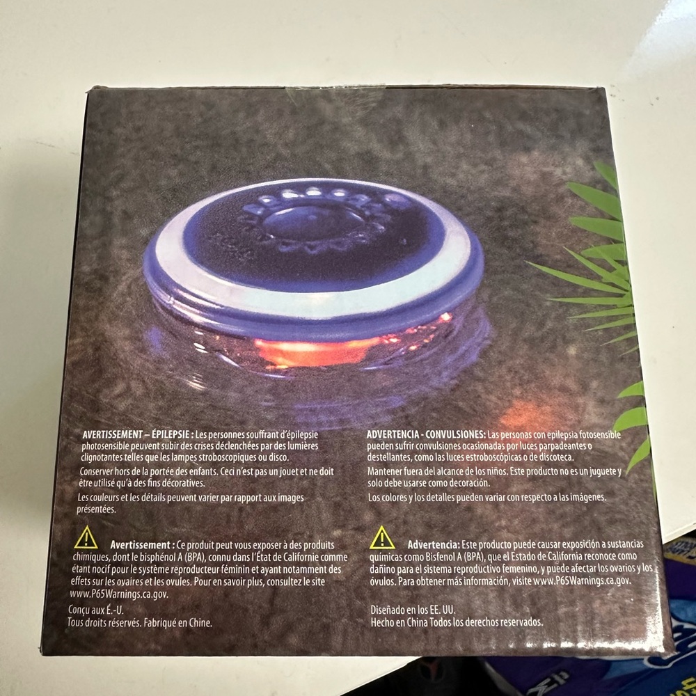 Brand New Underwater Light Show Solar Deluxe - Multicolor - Picture 6 of 7
